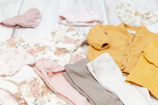 Bewusster Einkauf von Babykleidung: So gestaltest du eine nachhaltige Babygarderobe!