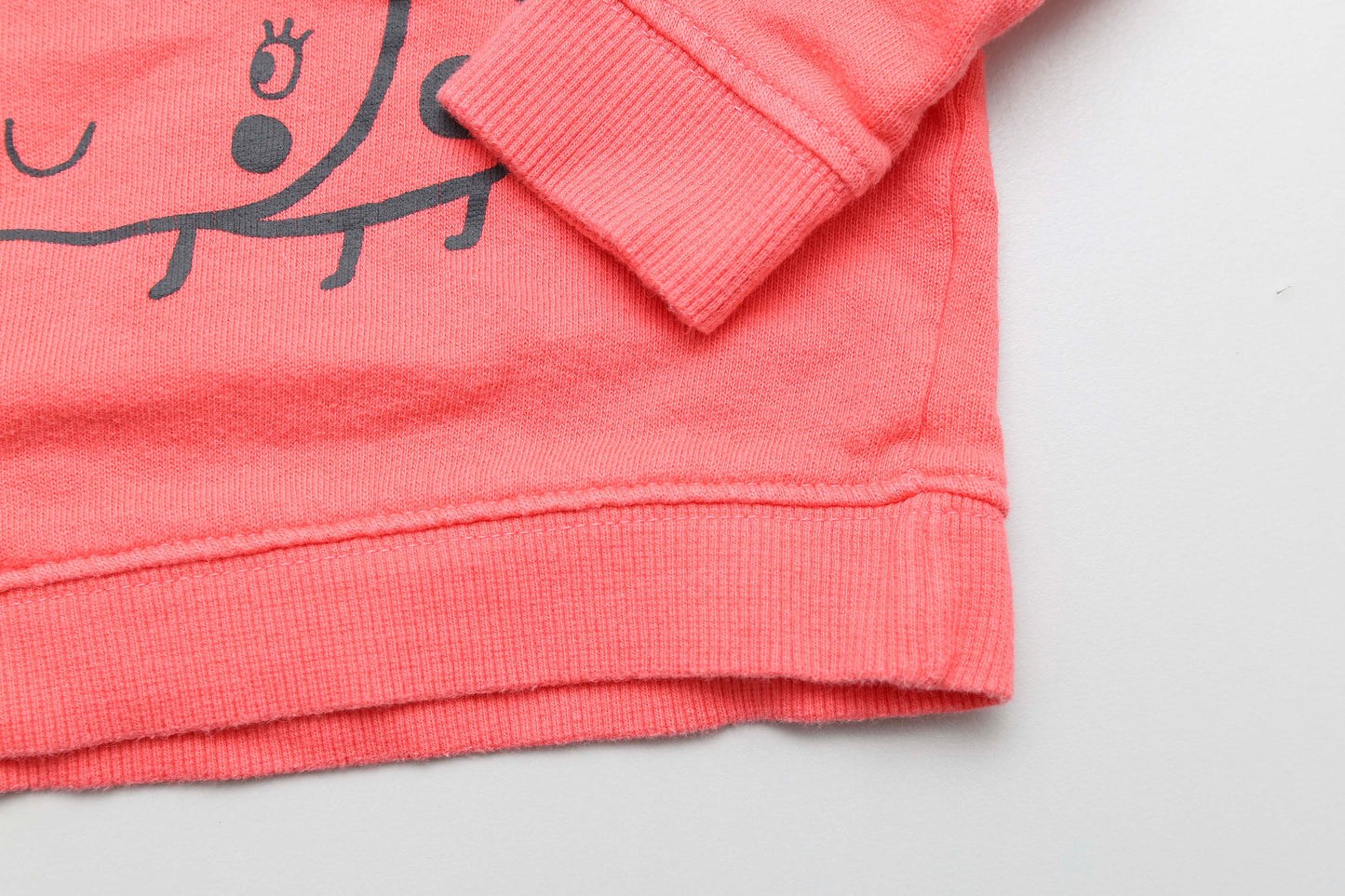 Fröhlicher Pullover mit Bienenmotiv (68) - KlugeMutti