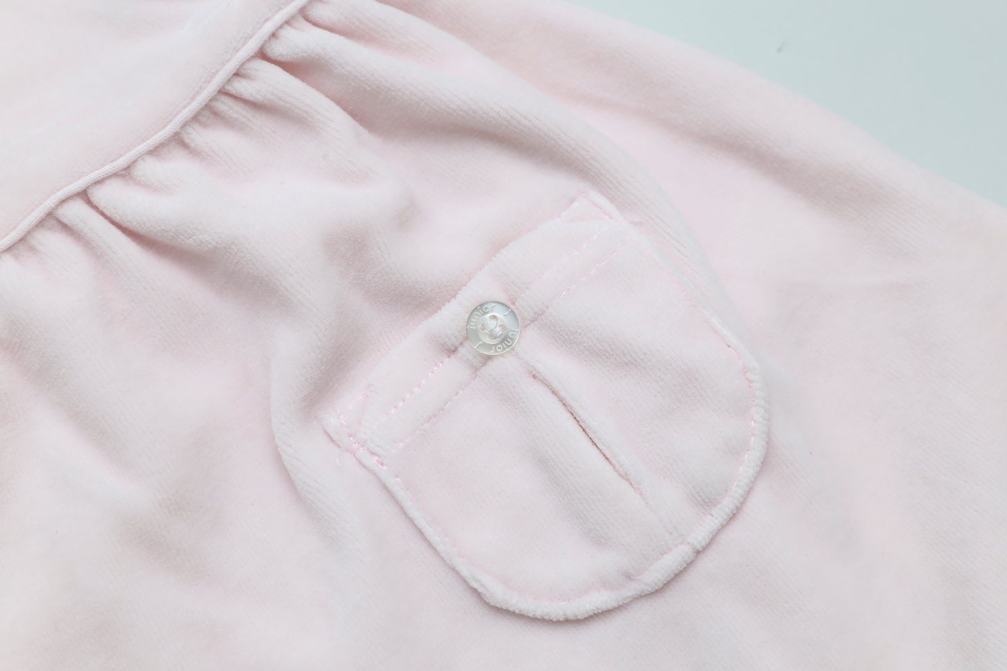 Zartrosa Kleid aus kuschelweichem Plüschstoff (68)