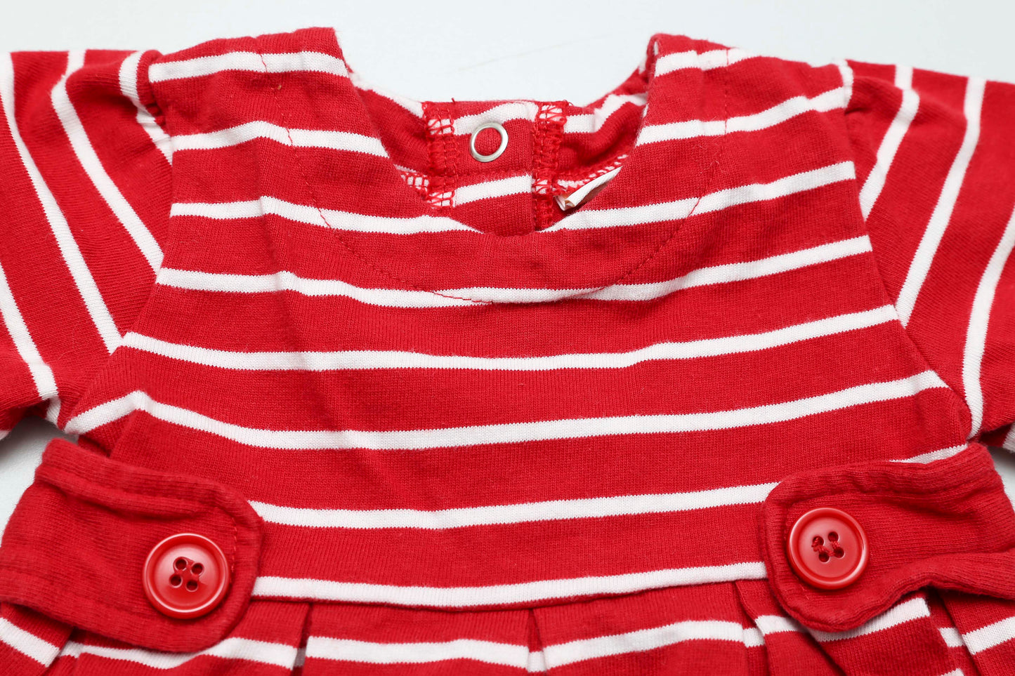 Wunderschönes rotes Kleid mit weißen Streifen (68)