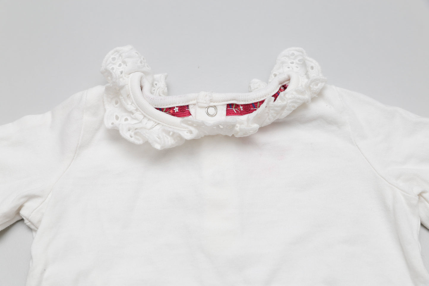 Pastellgestreiftes Kleid mit langärmeligem Poloshirt (68) - KlugeMutti