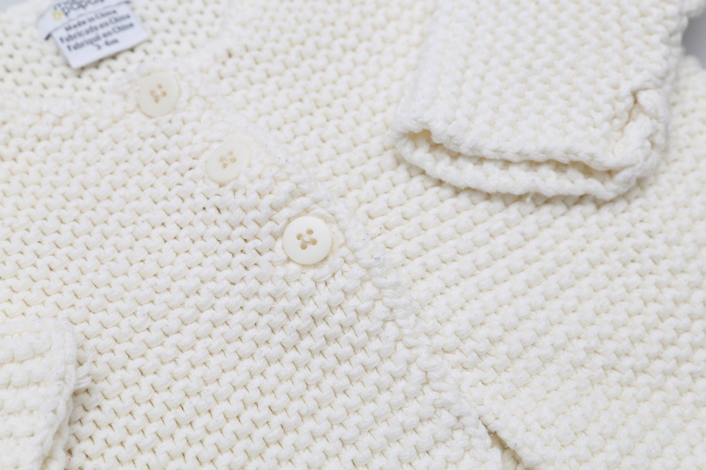 Cremeweiße Strickjacke (68) - KlugeMutti