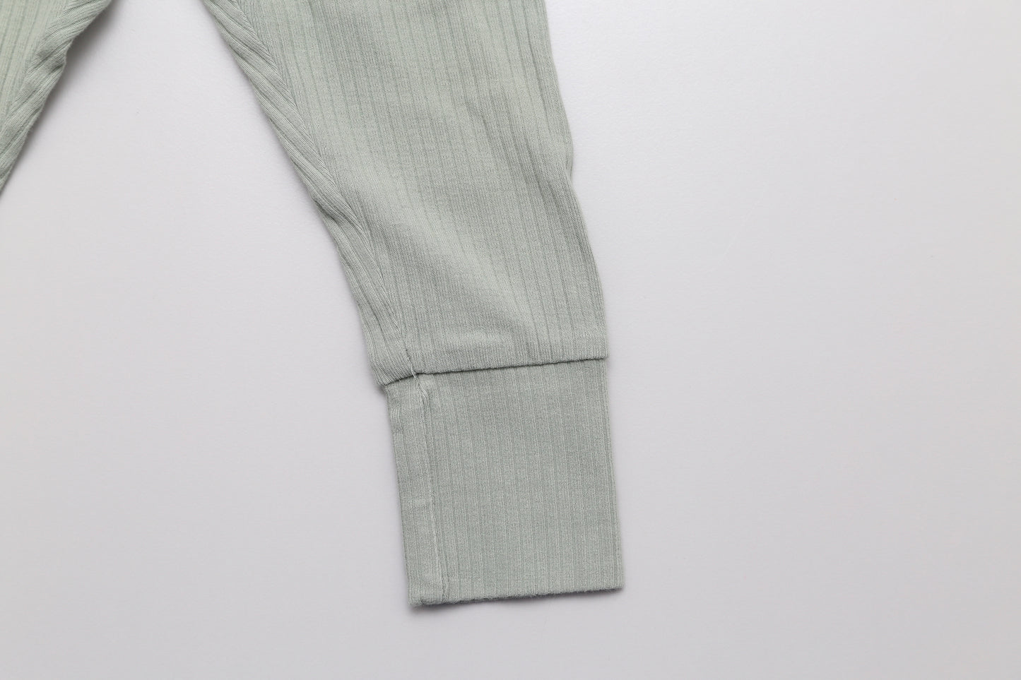 Helles grünes Bauchleggings aus Bio-Baumwolle (74) - KlugeMutti