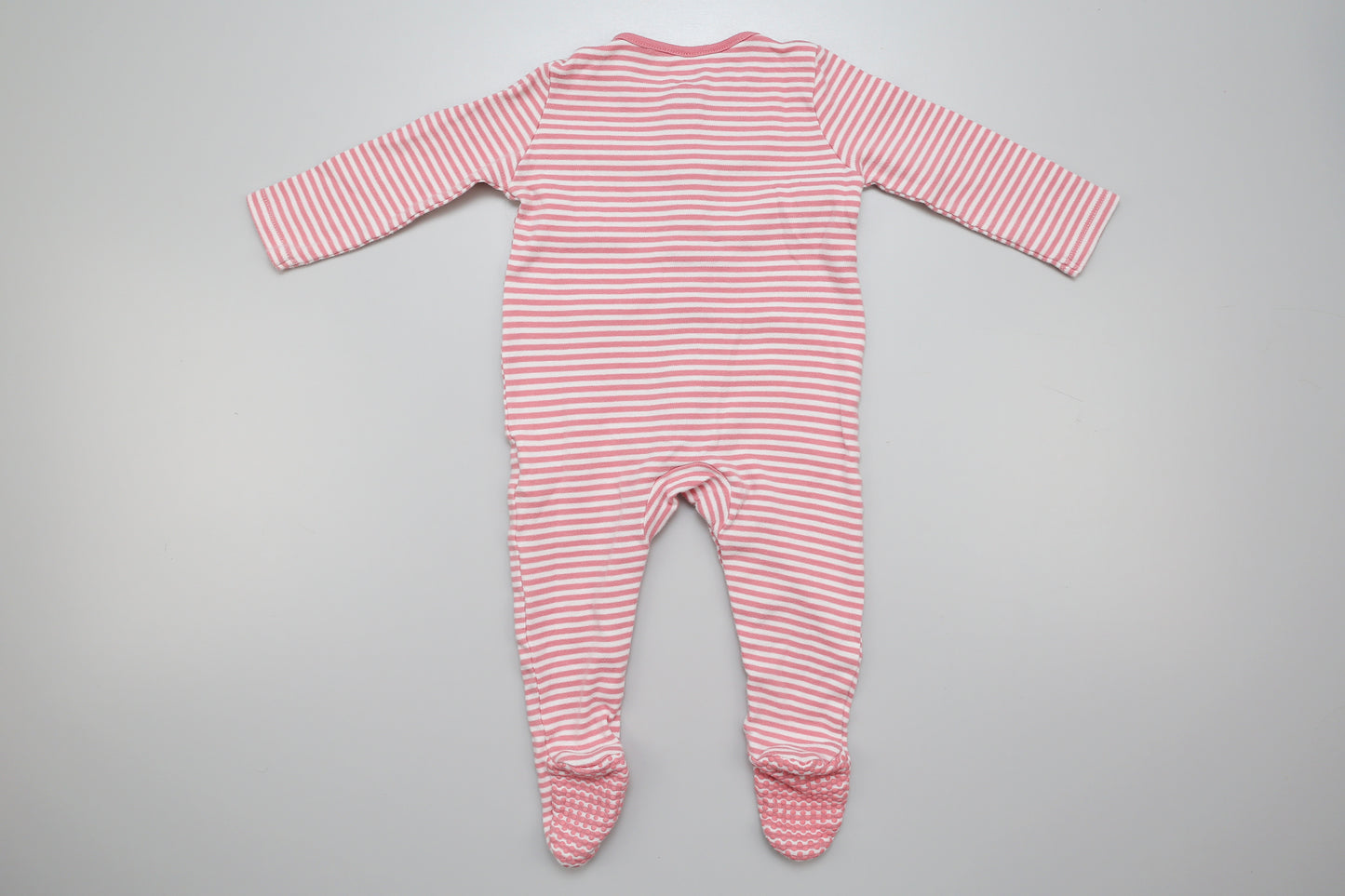 Set aus rosa Fußstramplern mit Streifen- und Wolkenmuster (80) - KlugeMutti