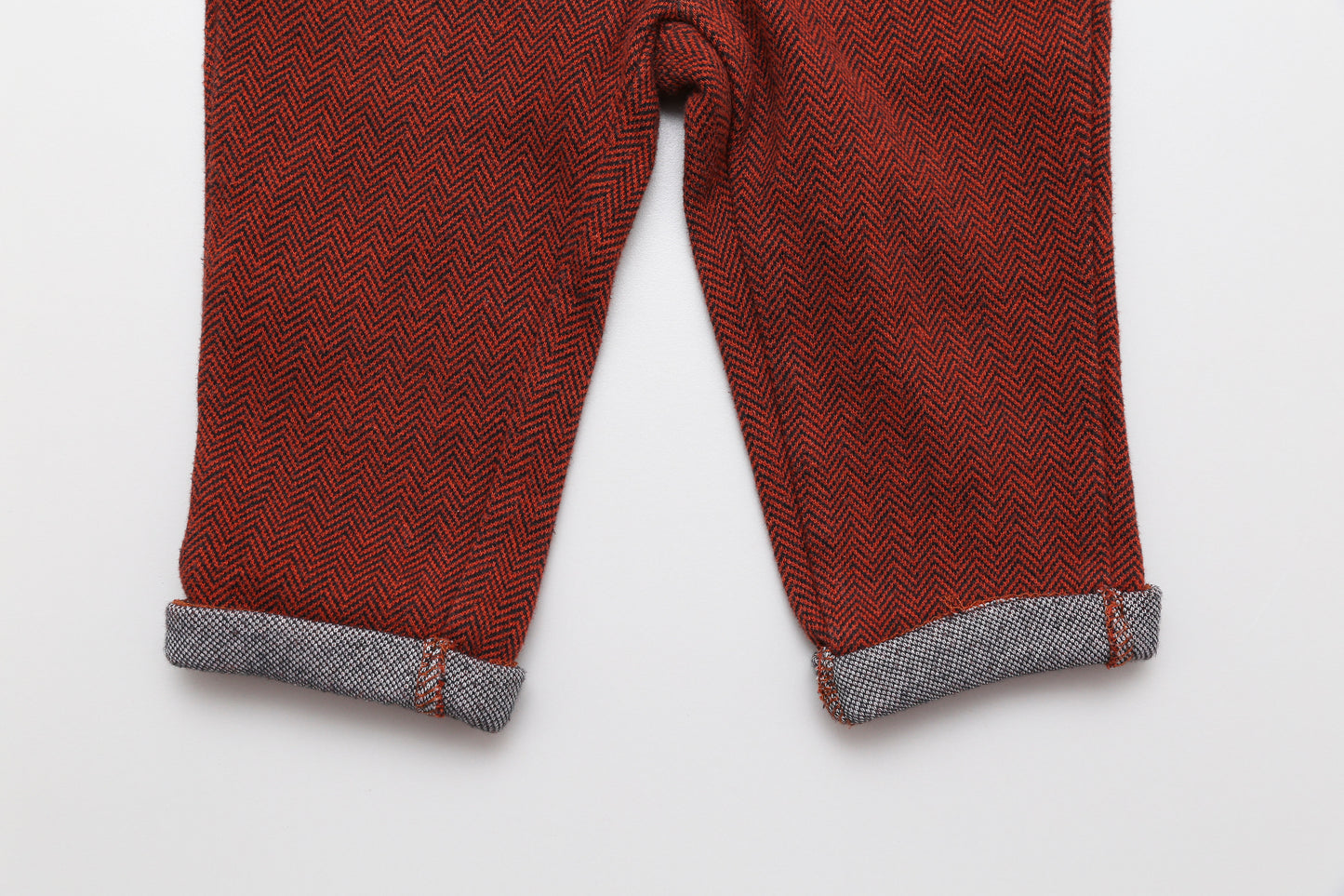Gefütterte braune Hose (80) - KlugeMutti
