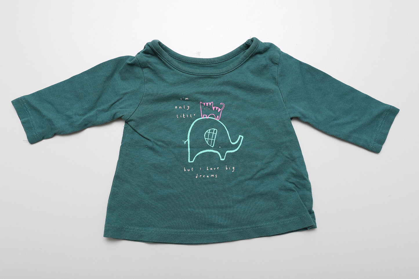 Mädchen Langarmshirt in Grün mit Elefantenmotiv aus Baumwolle. 56
