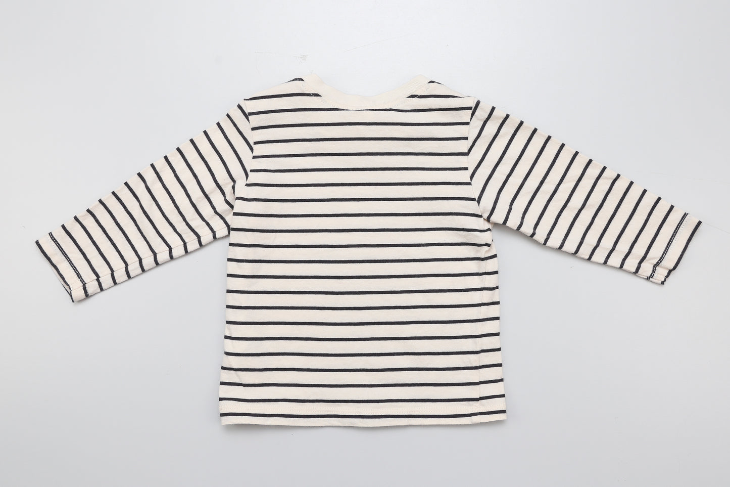 Schwarz-beiges Langarmshirt (68) - KlugeMutti