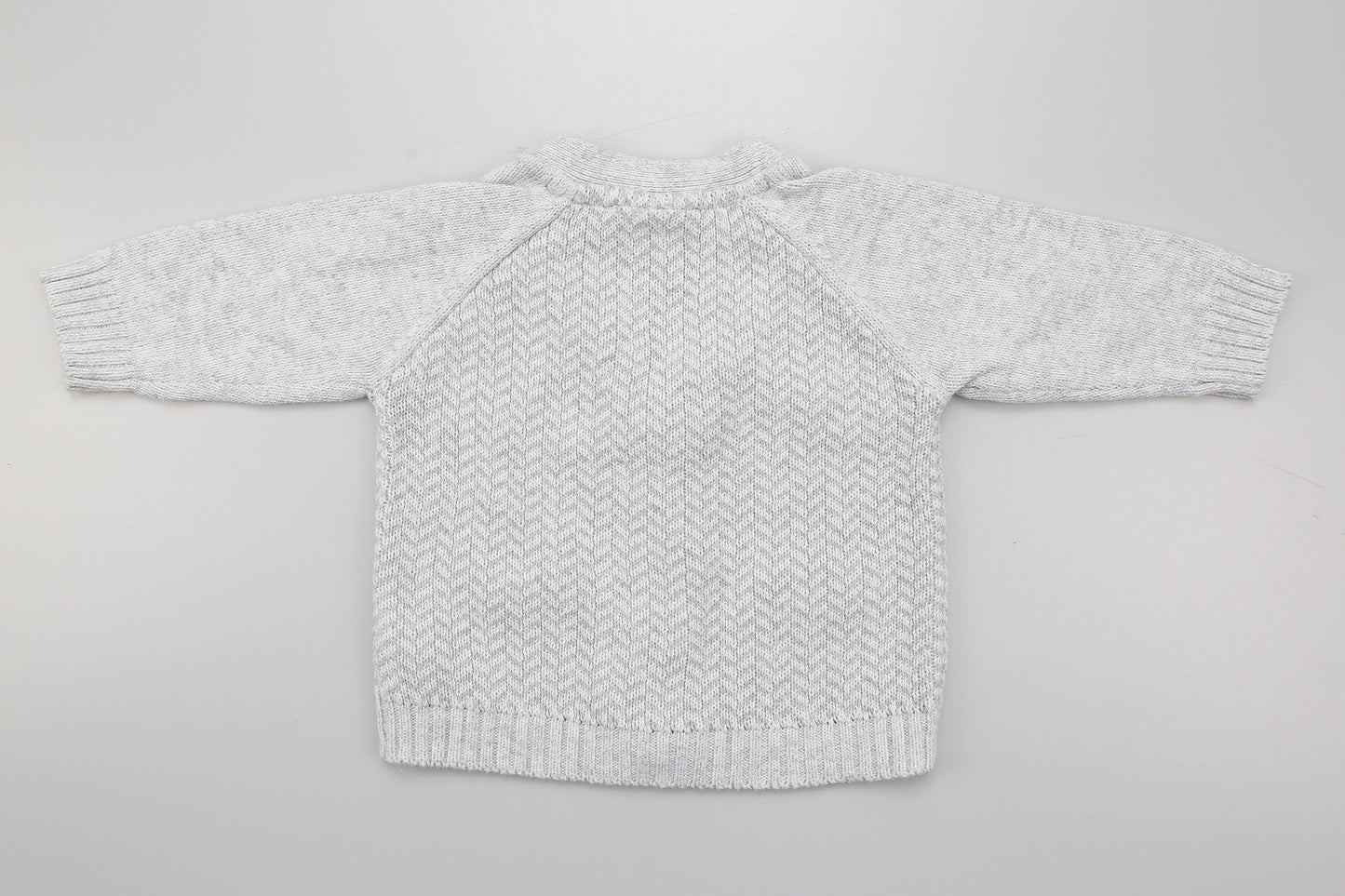 Graue Strickjacke (62) - KlugeMutti