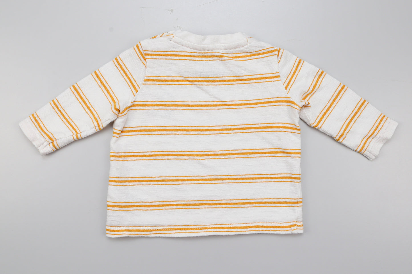 Gelbes gestreiftes Langarmshirt (62) - KlugeMutti