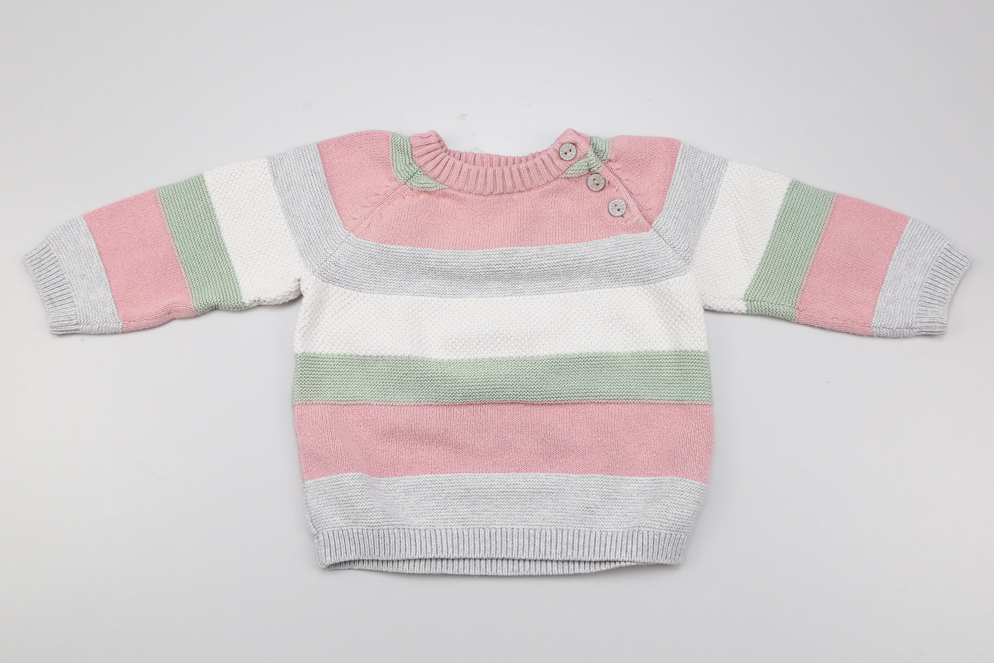 Pastellfarbener Strickpullover mit 3 Knöpfen (74) - KlugeMutti