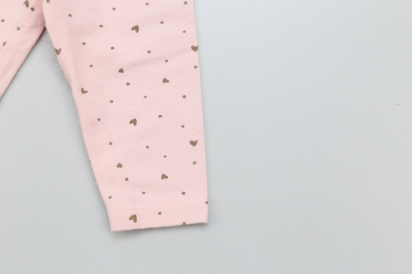 Rosa Leggings mit Herzmuster (62) - KlugeMutti