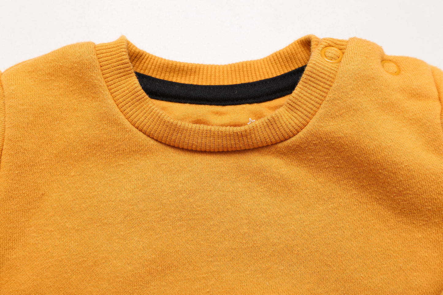 Gelbes Sweatshirt mit Hundemotiv (62) - KlugeMutti