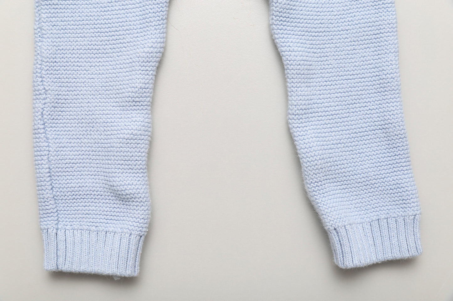 Hellblaues Strickset (62) - KlugeMutti