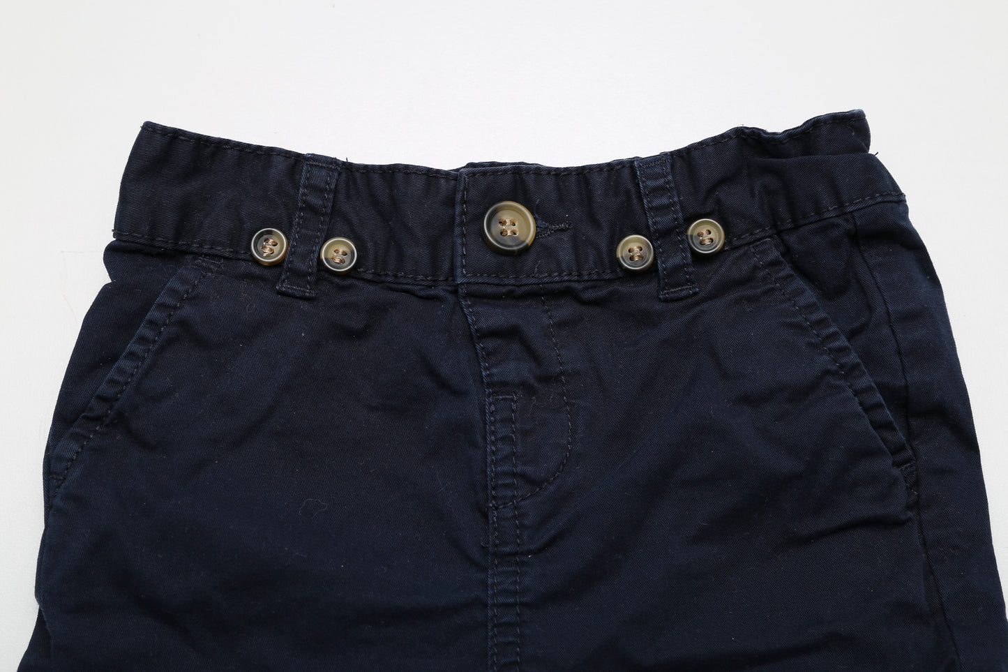 OshKosh Kurzarmbody mit Matalan Hose (86-92) - KlugeMutti