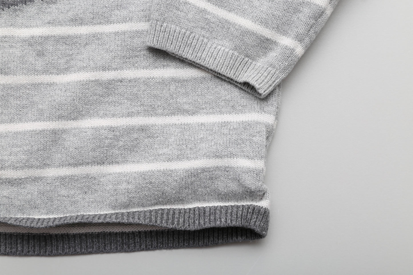 Grauer Strickpullover für Jungen (86) - KlugeMutti