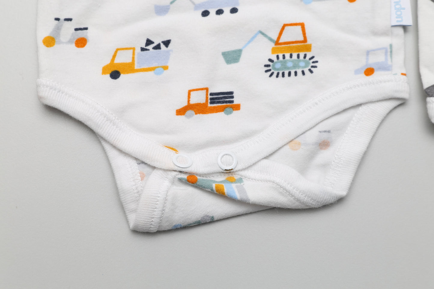 Kurzarm-Body-Set aus Bio-Baumwolle mit Auto- und Dino-Motiven (56)