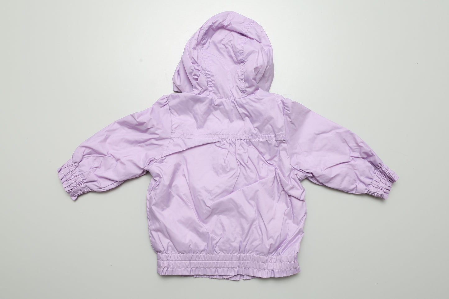 Lila Windjacke/Regenjacke mit Kapuze (68-74)
