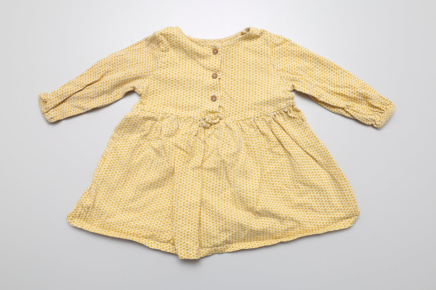 Wunderschönes gelbes Mädchenkleid (74)