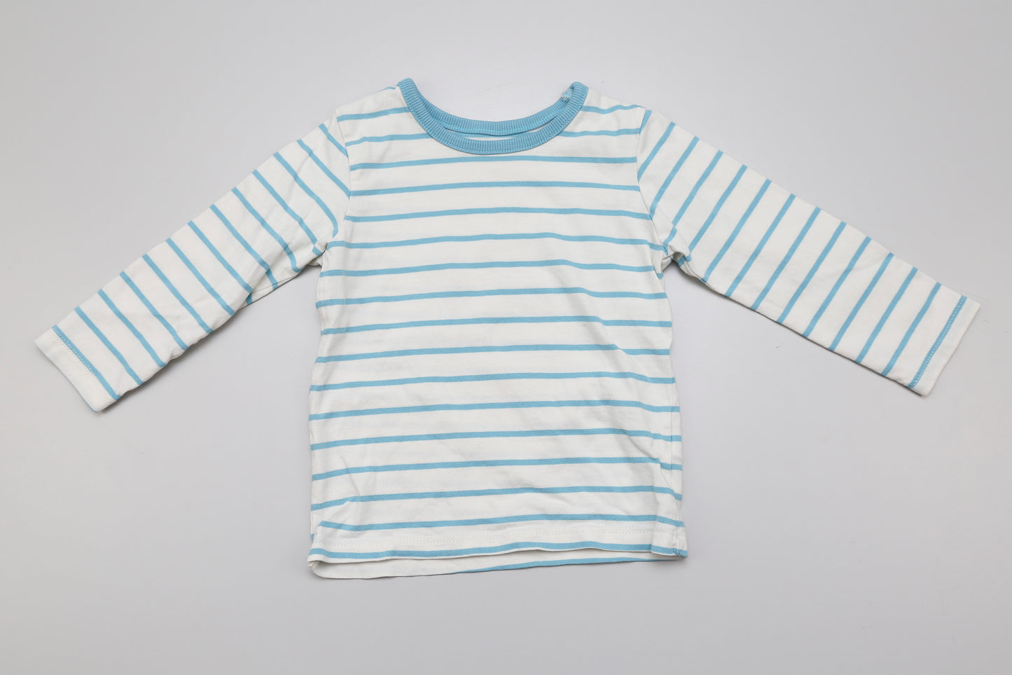 Langarmshirt mit hellblau-cremefarbenen Streifen (80)