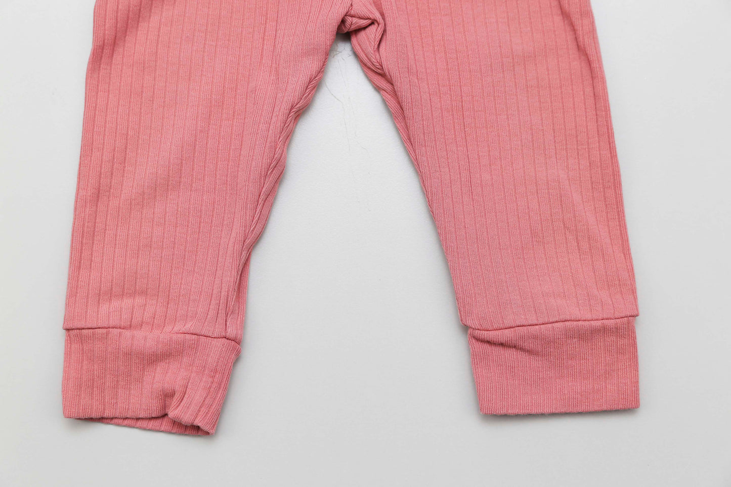 Rosa gerippte Leggings aus Bio-Baumwolle (68)