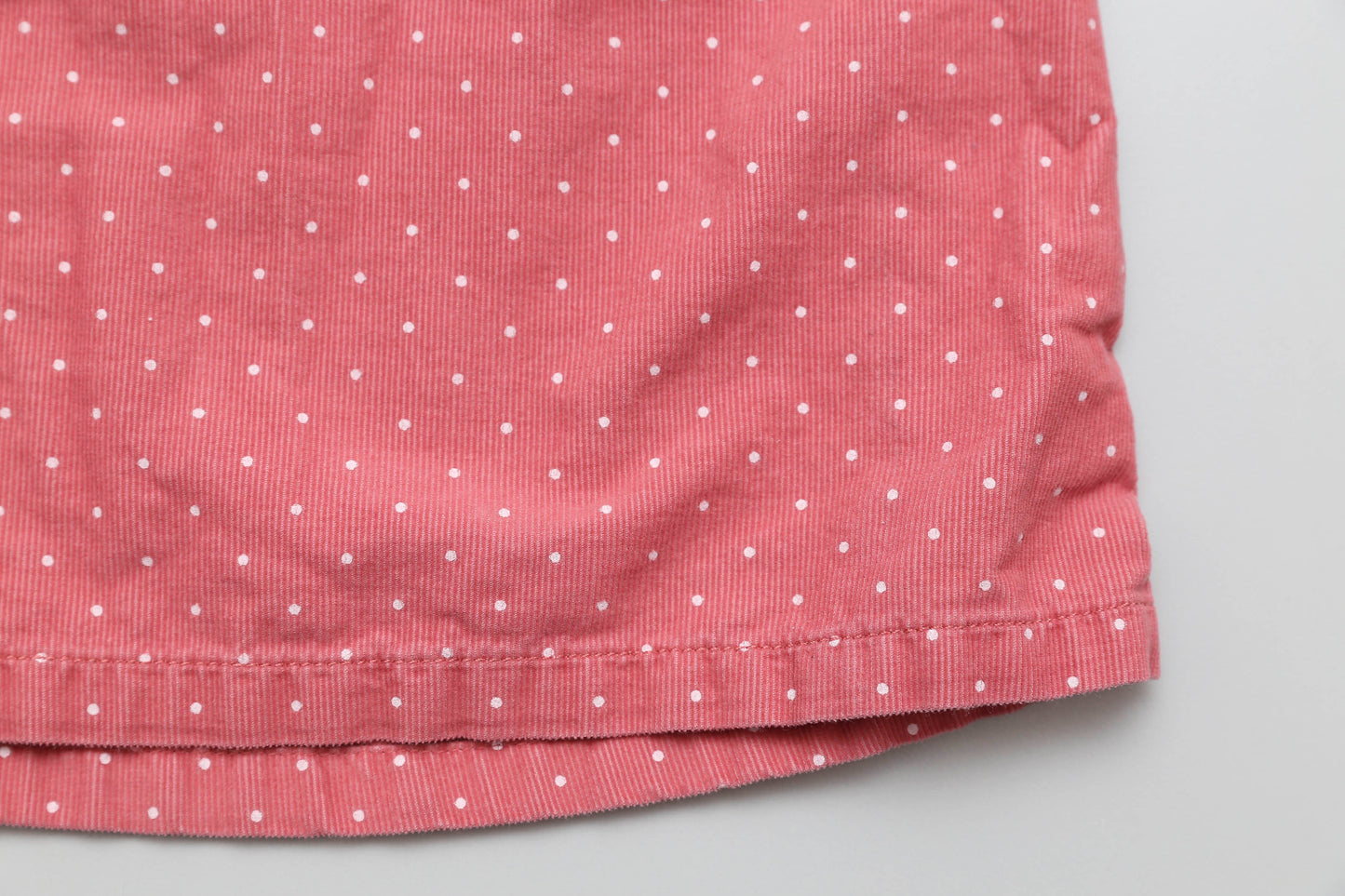 Cordkleid mit Rüschenärmeln (74)