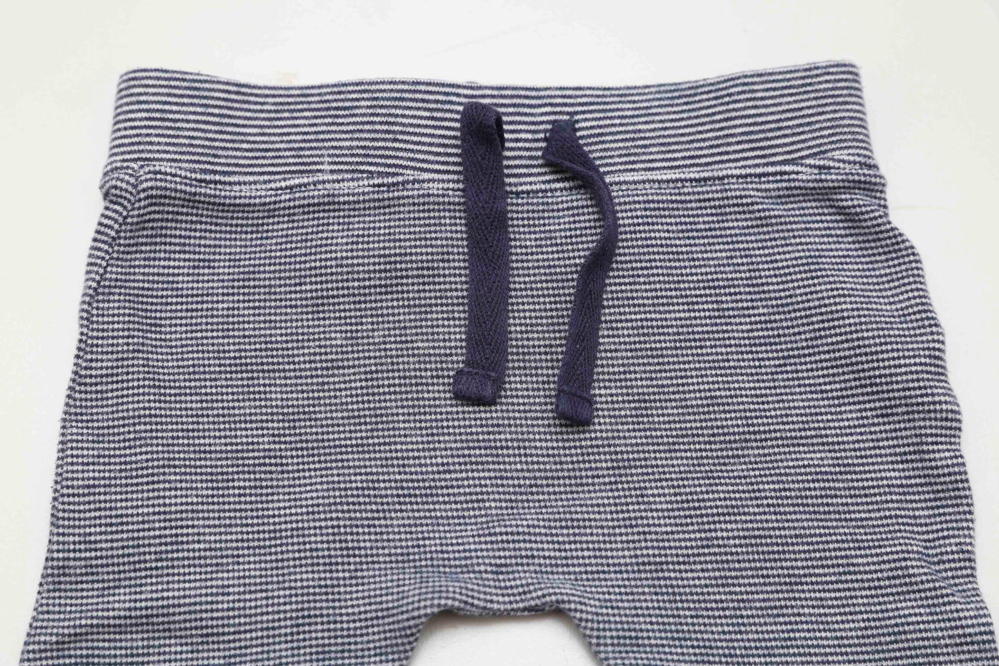 Dunkelblau gestreifte Leggings für Jungen (62-68)