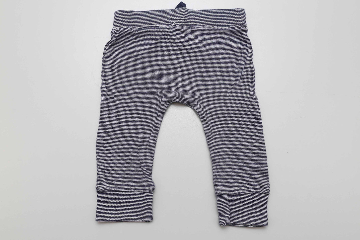 Dunkelblau gestreifte Leggings für Jungen (62-68)