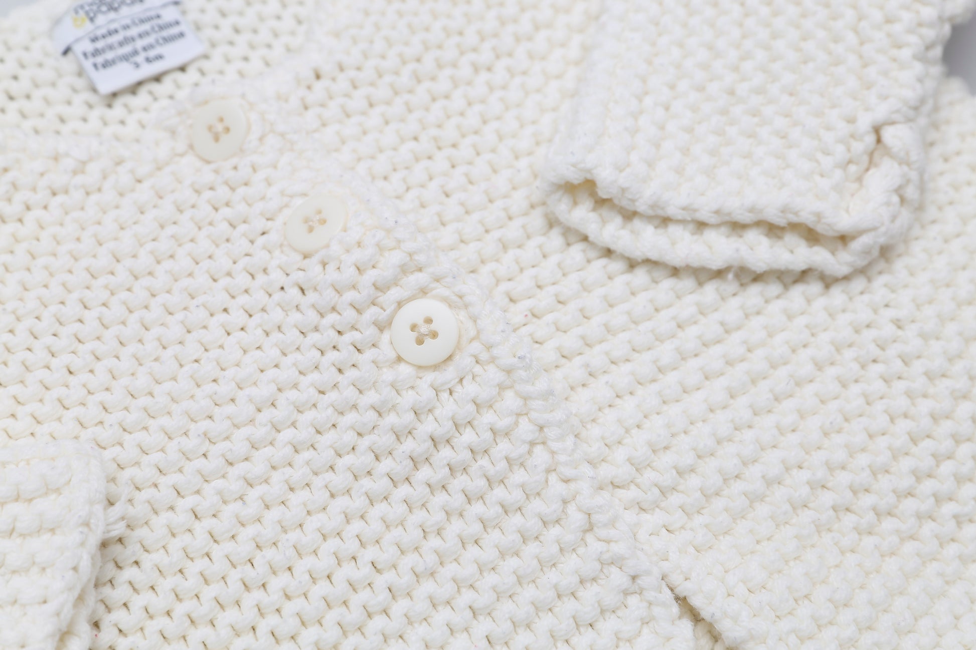 Cremeweiße Strickjacke (68) - KlugeMutti