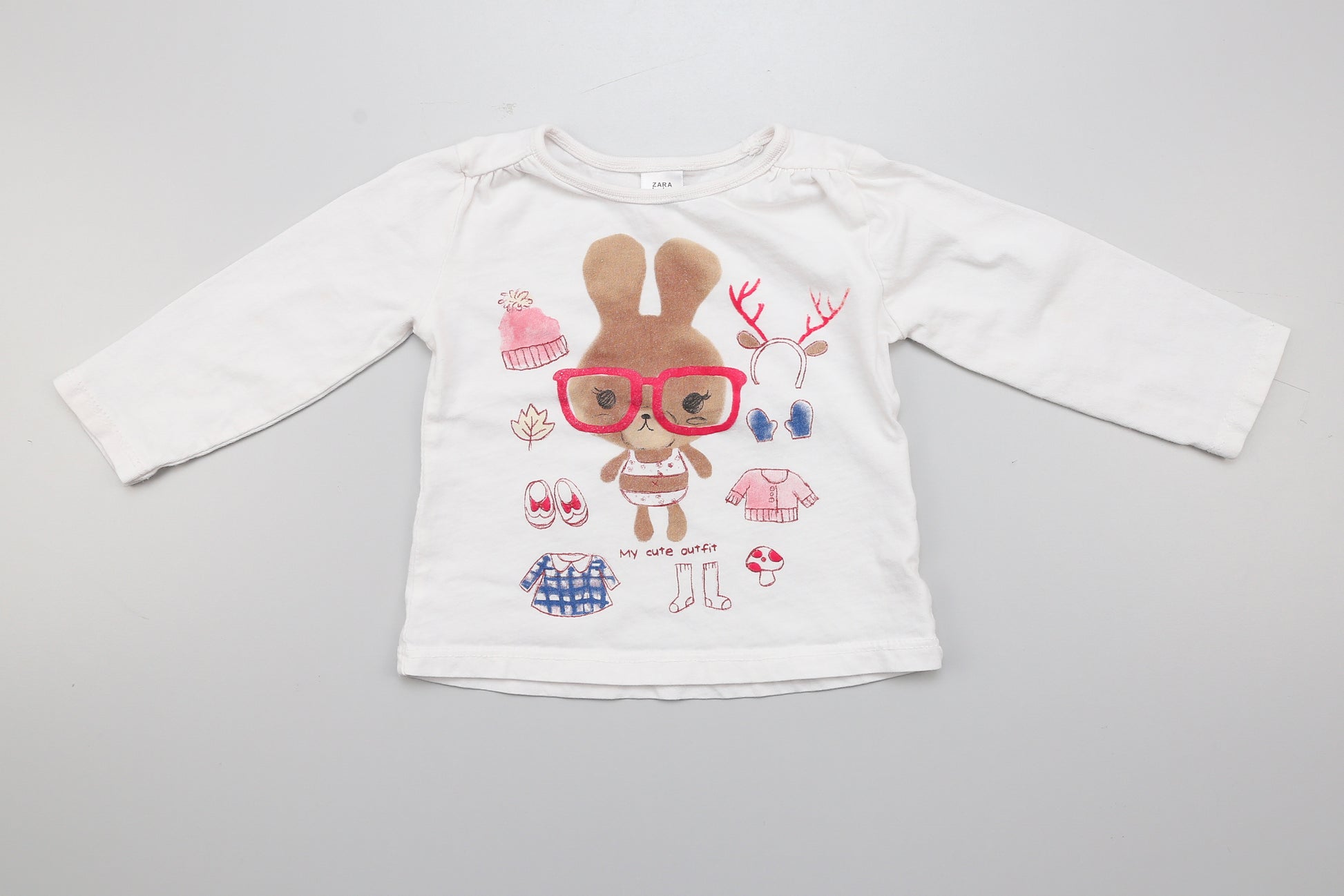 Weißes Langarmshirt mit Hasen (74) - KlugeMutti