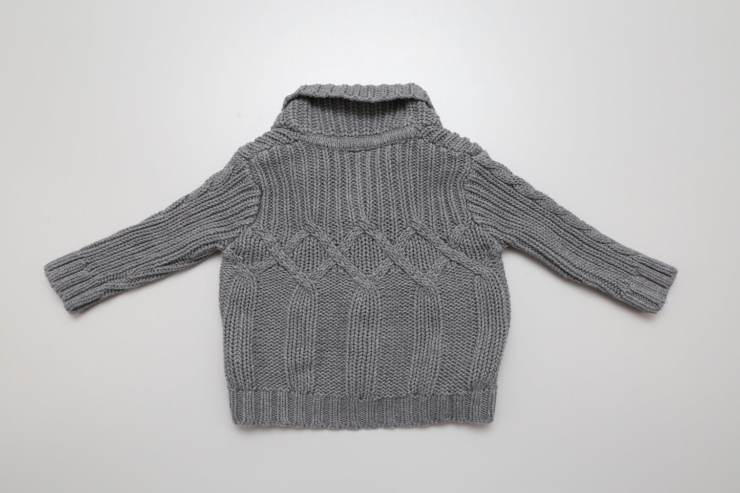 Graue Strickjacke (74-80) - KlugeMutti