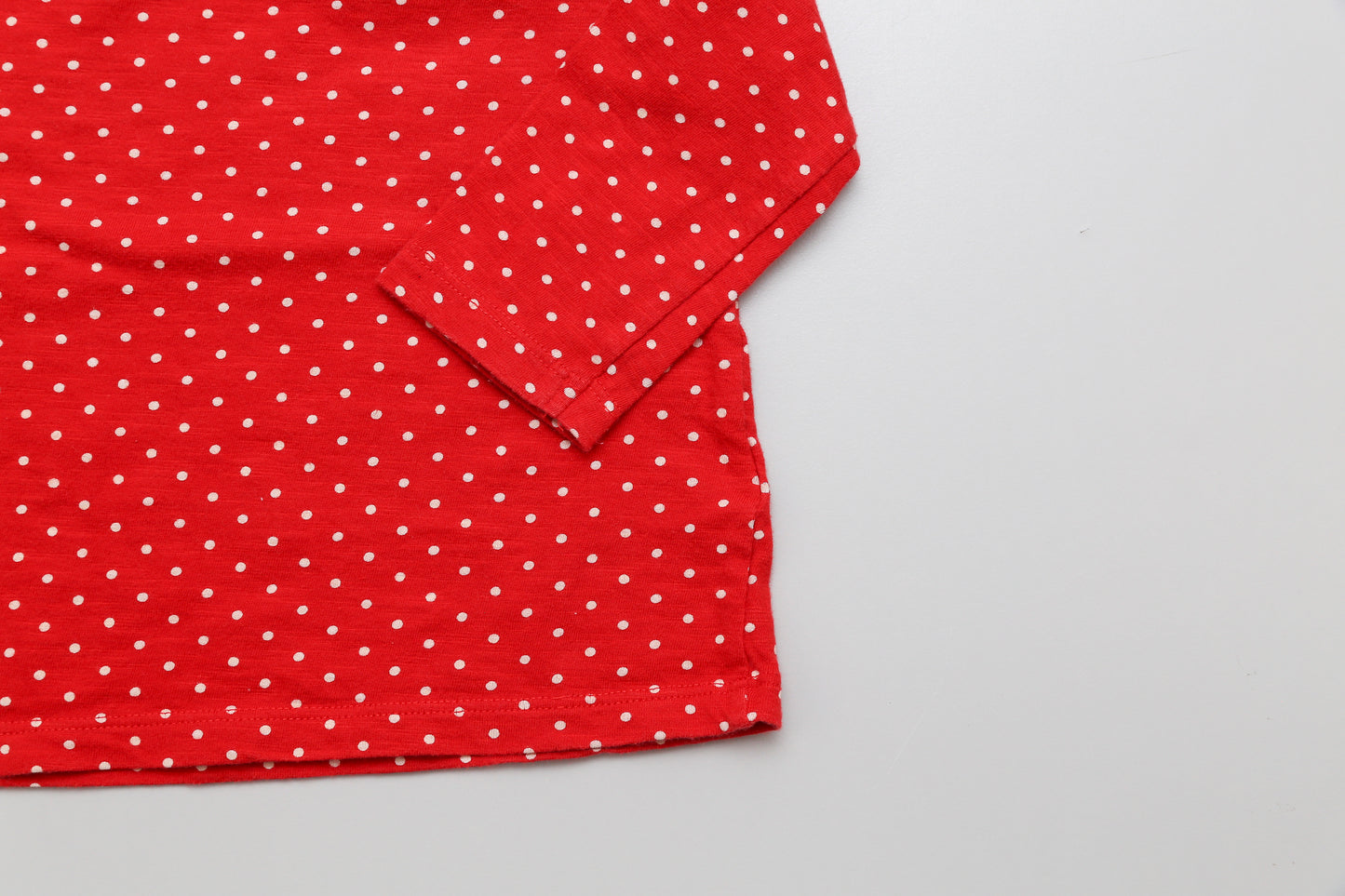 Rotes, gepunktetes Langarmshirt (80) - KlugeMutti