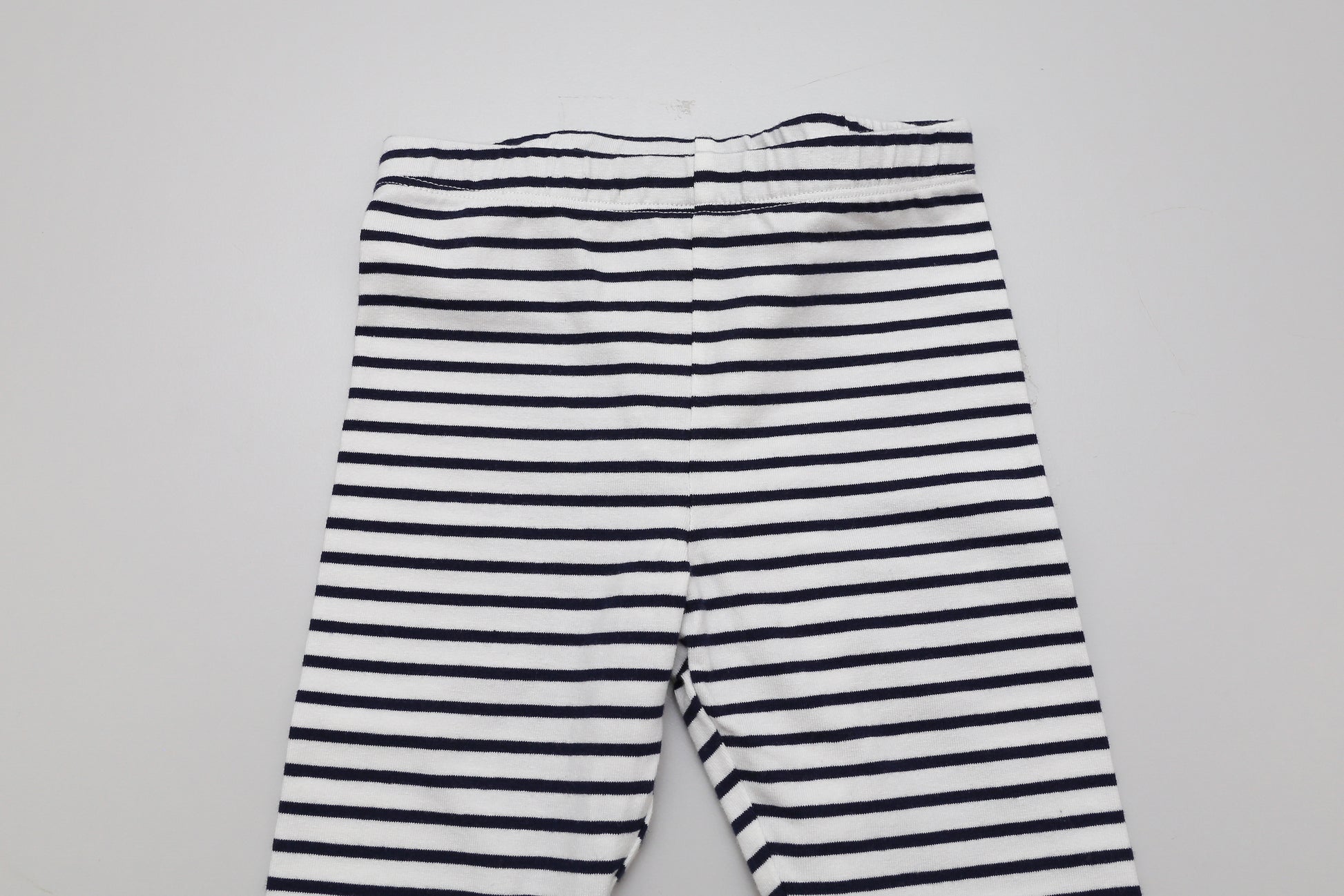 Weiß-schwarz gestreifte Leggings (80) - KlugeMutti