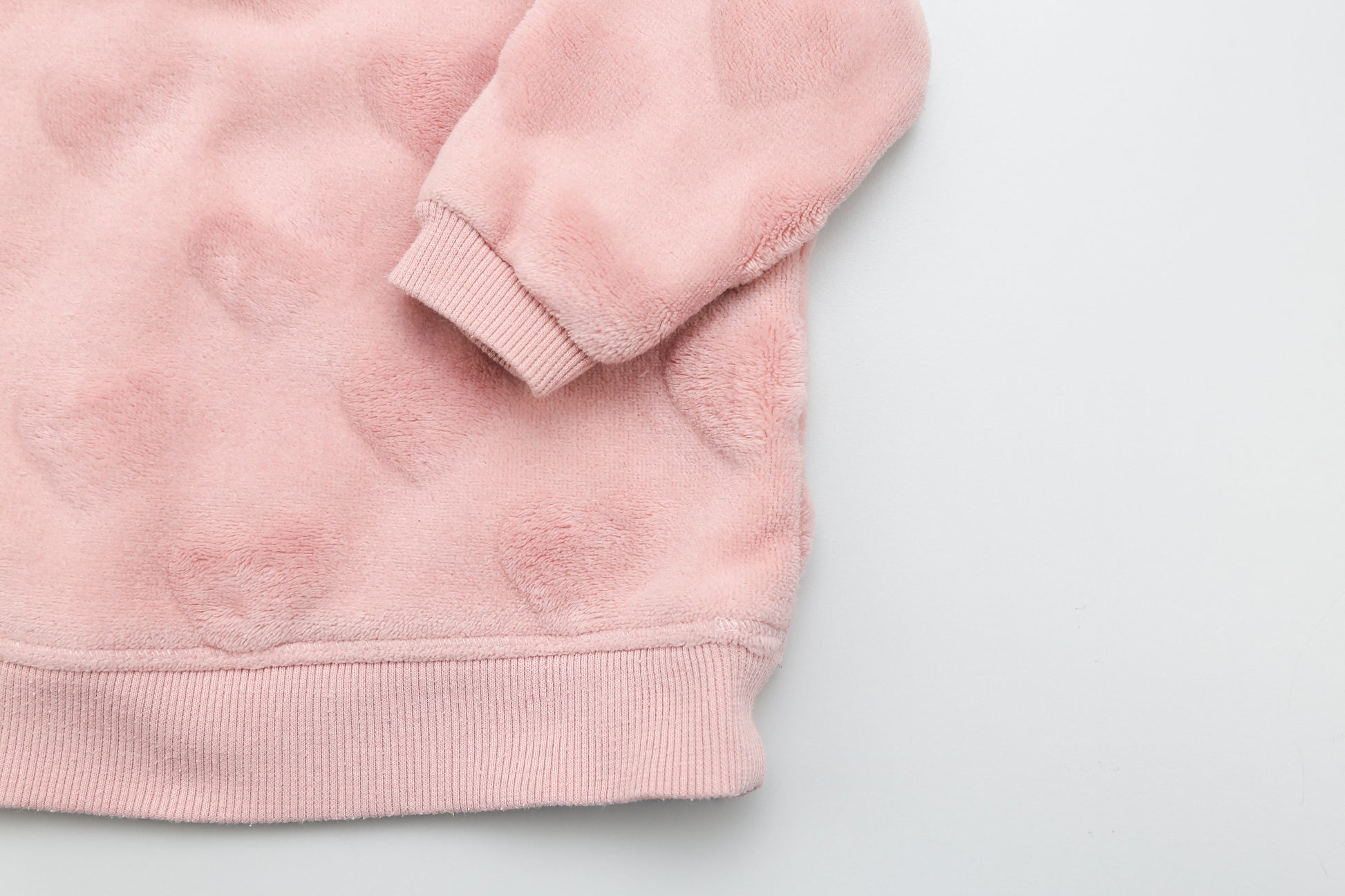Kuscheliger, rosafarbener Pullover (68) - KlugeMutti