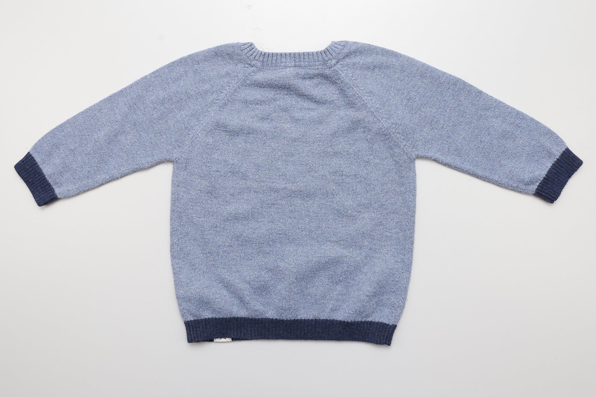 Hellblauer Pullover (62-68) - KlugeMutti