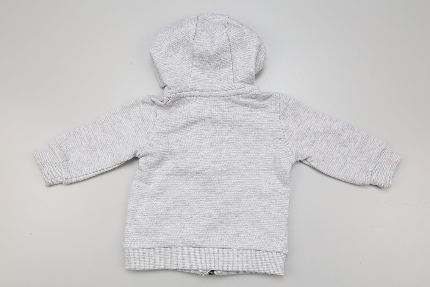 Helles graues Kapuzenzipper-Sweatshirt (62) - KlugeMutti
