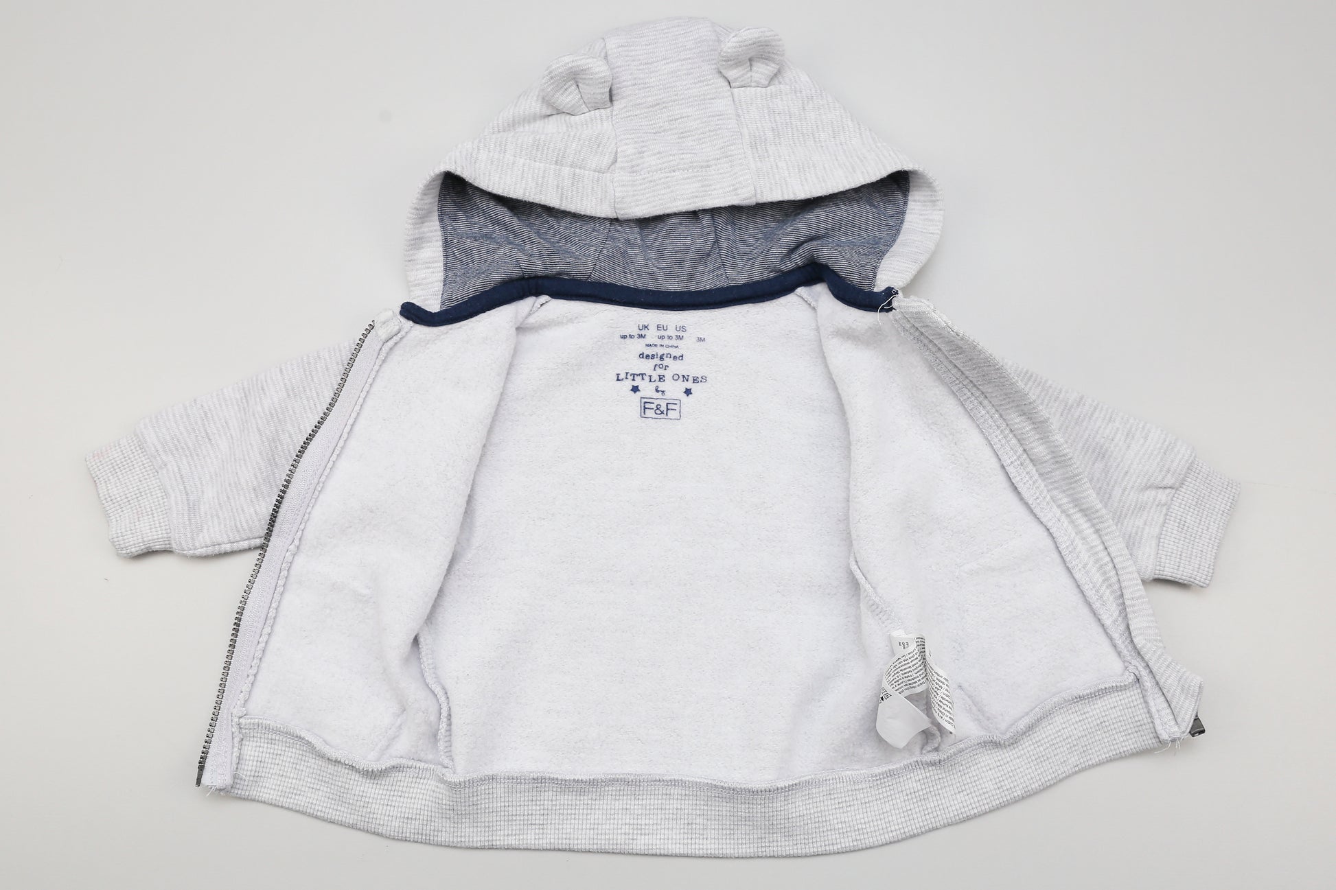 Helles graues Kapuzenzipper-Sweatshirt (62) - KlugeMutti