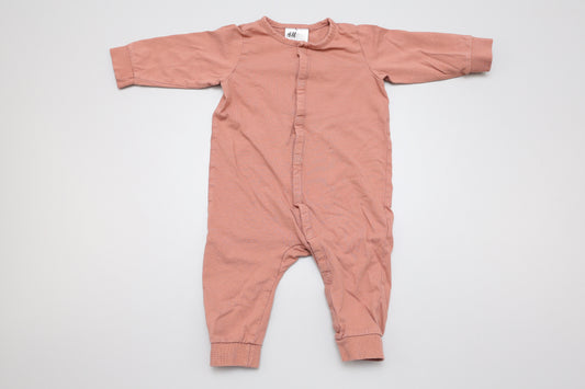Brauner Baby-Strampler ohne Füße aus leichtem Baumwollstoff, Größe 68, mit Druckknöpfen

