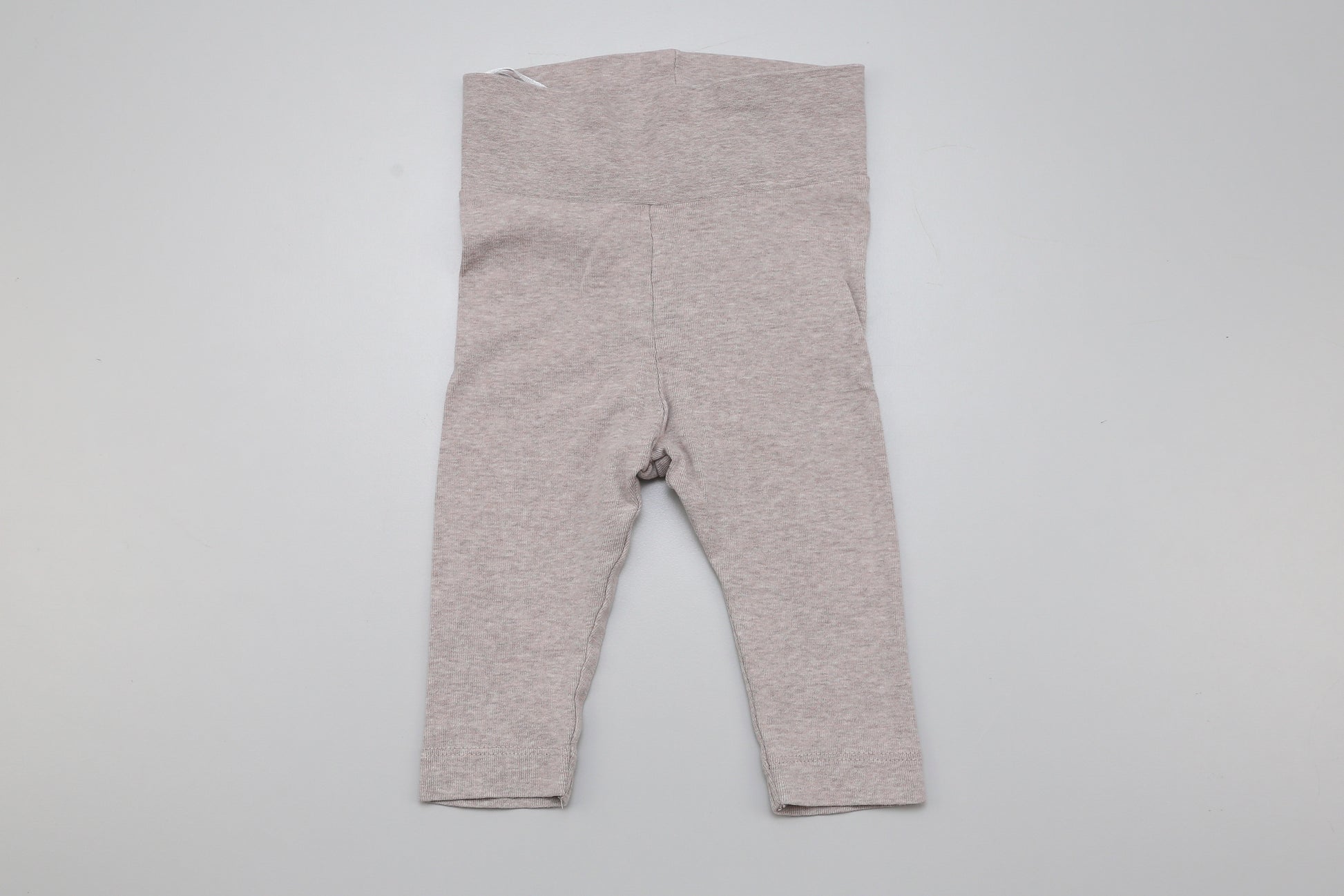 Helle braune Baby-Mitwachshose aus 100 % Bio-Baumwolle, weich und bequem, Größe 68

