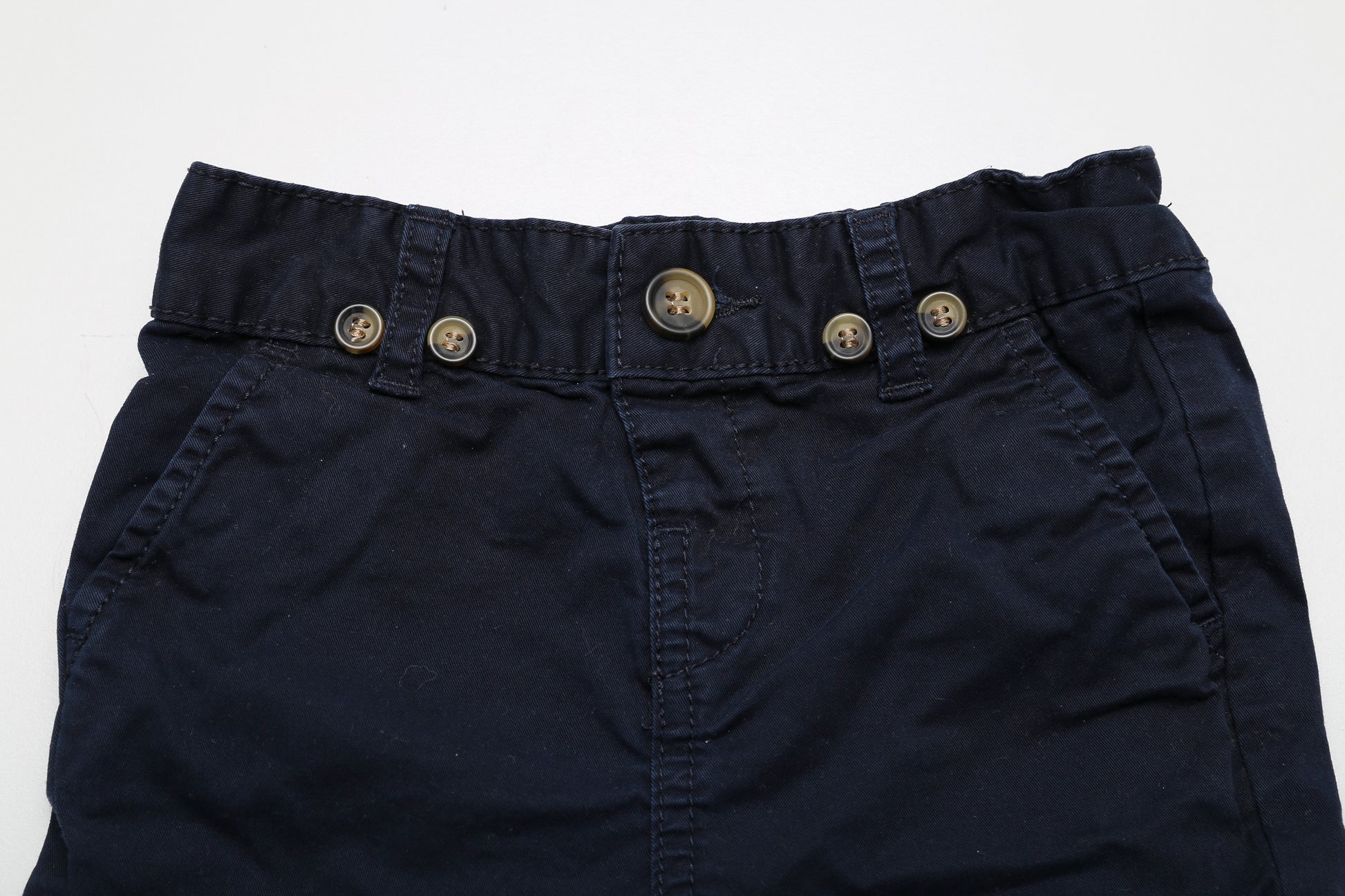 OshKosh Kurzarmbody mit Matalan Hose (86-92) - KlugeMutti