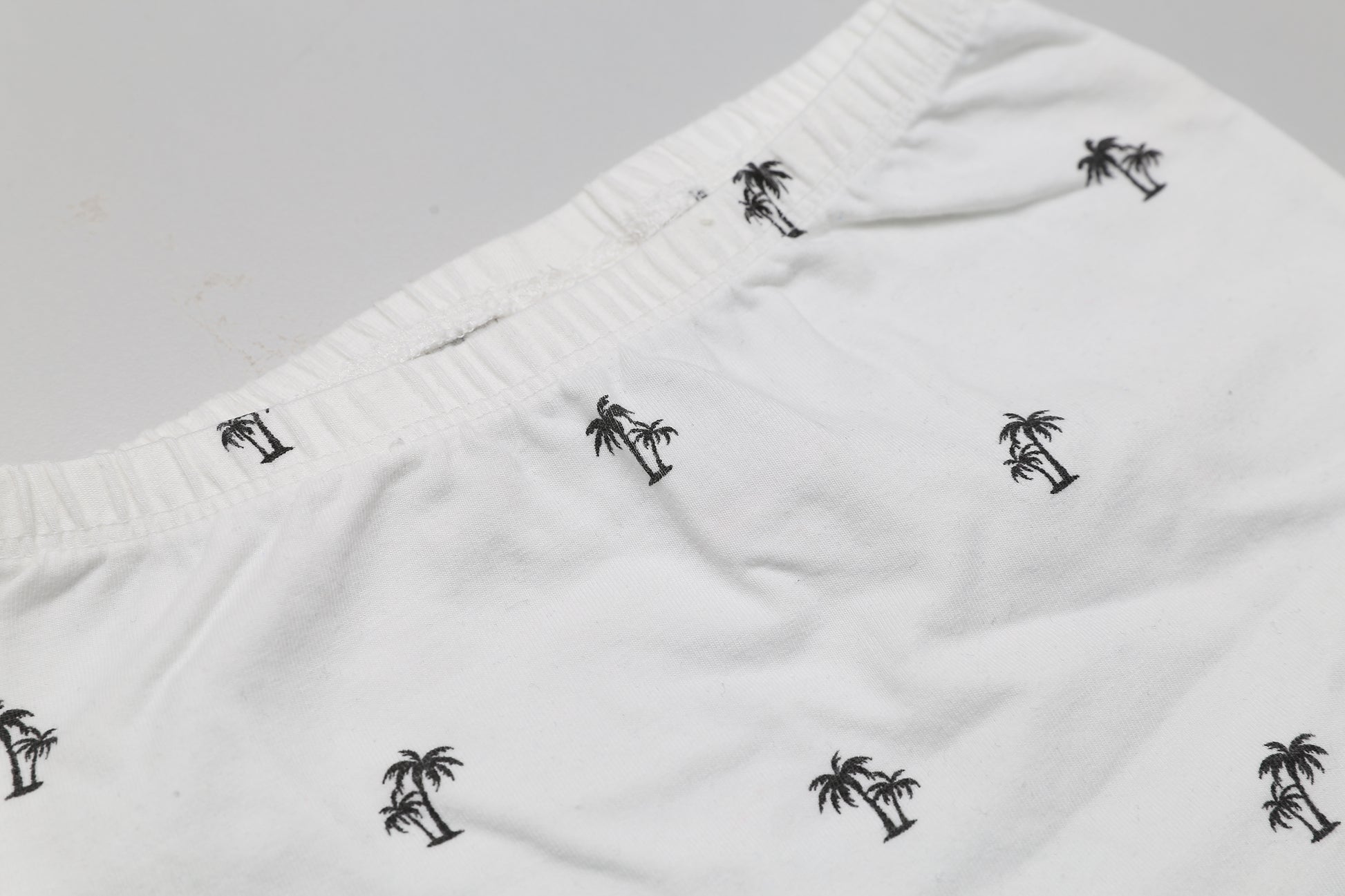 Dünne weiße Leggings mit Palmenmuster (74) - KlugeMutti