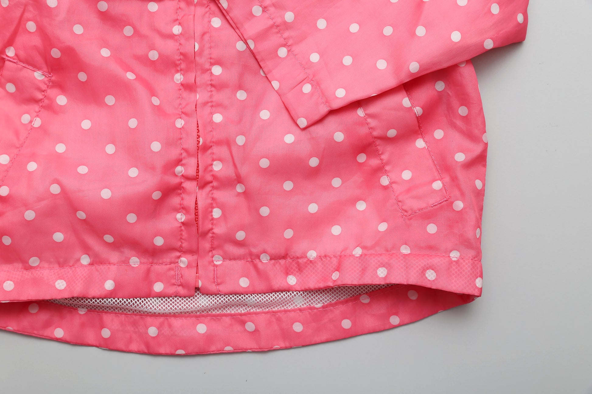 Rosa Windjacke/Regenjacke mit Punkten (80-86) - KlugeMutti
