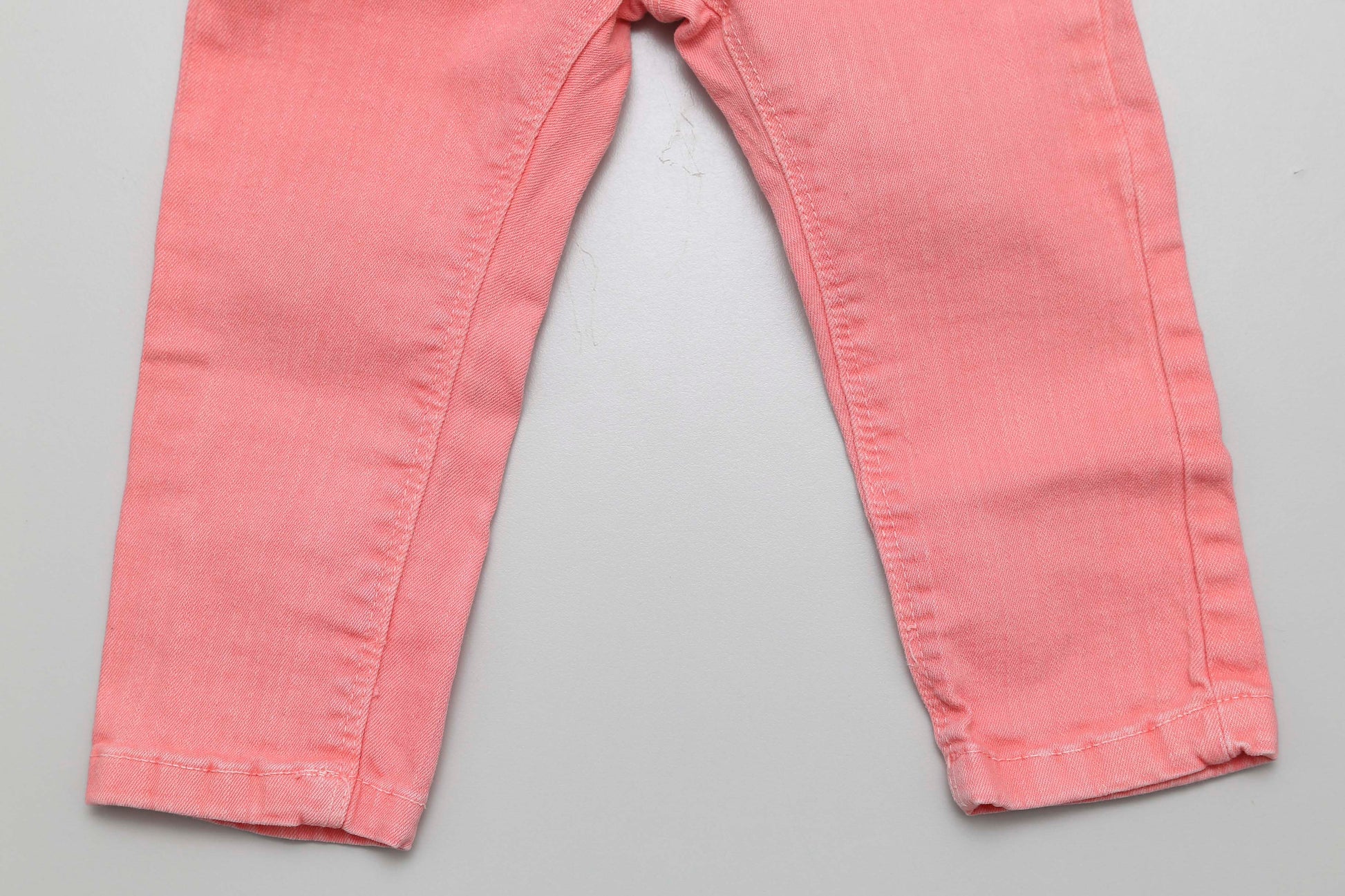 Rosa Jeans mit verstellbarem Bund (80) - KlugeMutti